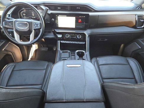Certified 2025 GMC Sierra 3500 Denali w/ Technology Package image 23
