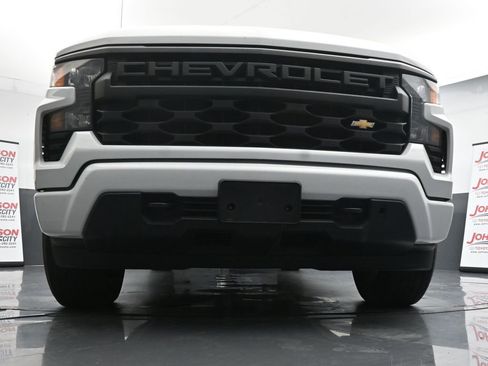 Used 2022 Chevrolet Silverado 1500 Custom image 31