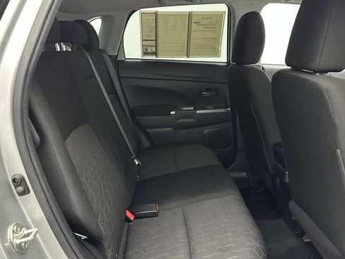 Used 2021 Mitsubishi Outlander Sport SE image 28