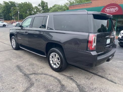 Used 2018 GMC Yukon XL SLT w/ Open Road Package AWD/4WD image 6