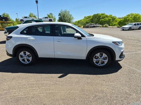 Used 2024 Honda HR-V LX image 4
