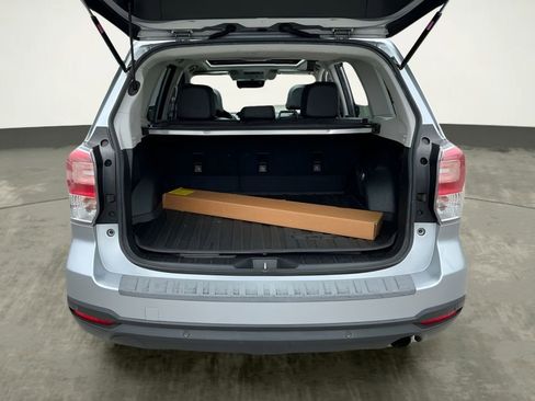 Used 2018 Subaru Forester 2.5i Touring image 18