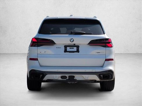 Used 2026 BMW X5 xDrive40i w/ M Sport Package AWD/4WD image 8