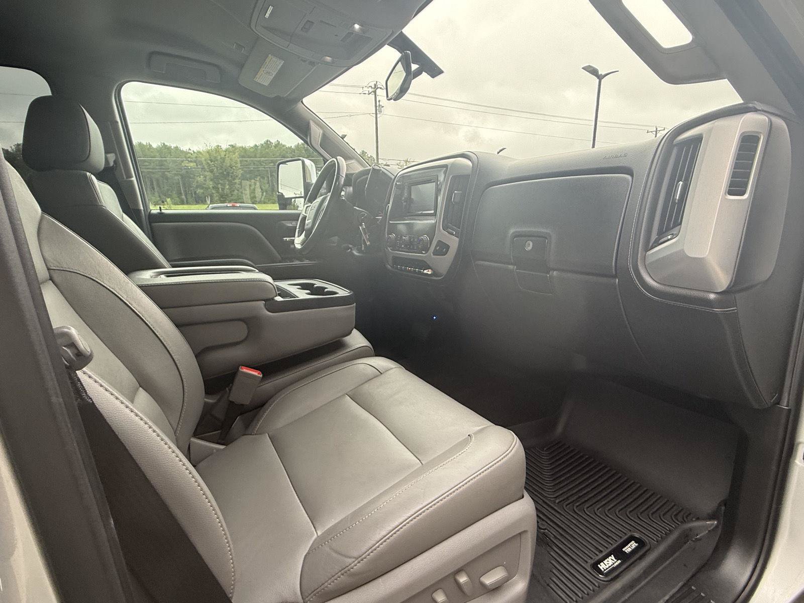 Used 2018 GMC Sierra 2500 SLT w/ Duramax Plus Package AWD/4WD image 21