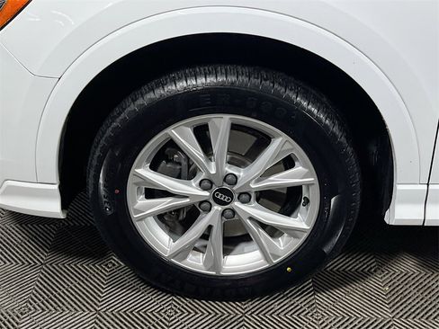 Used 2022 Audi Q3 2.0T Premium w/ Convenience Package image 26