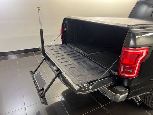 Used 2016 Ford F150 Lariat w/ Equipment Group 502A Luxury AWD/4WD image 32