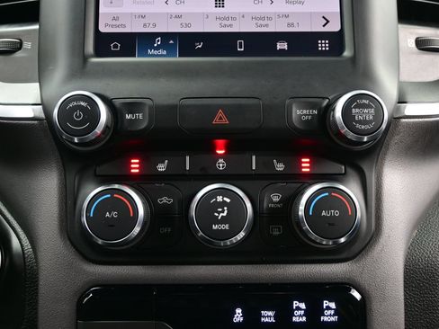 Used 2022 RAM 1500 Big Horn w/ Night Edition RWD image 23