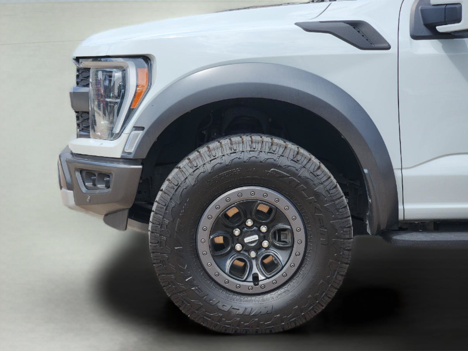 Used 2023 Ford F150 Raptor AWD/4WD image 9