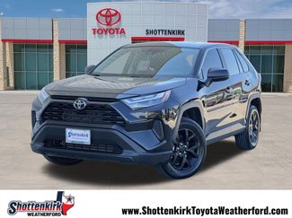 Used 2025 Toyota RAV4 LE FWD video 1