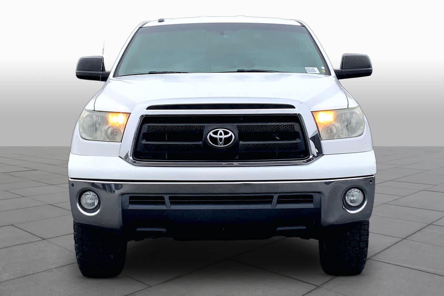 Used 2011 Toyota Tundra 4x4 Double Cab w/ TRD Off-Road Pkg image 3