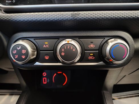 Used 2024 Nissan Kicks S FWD image 19