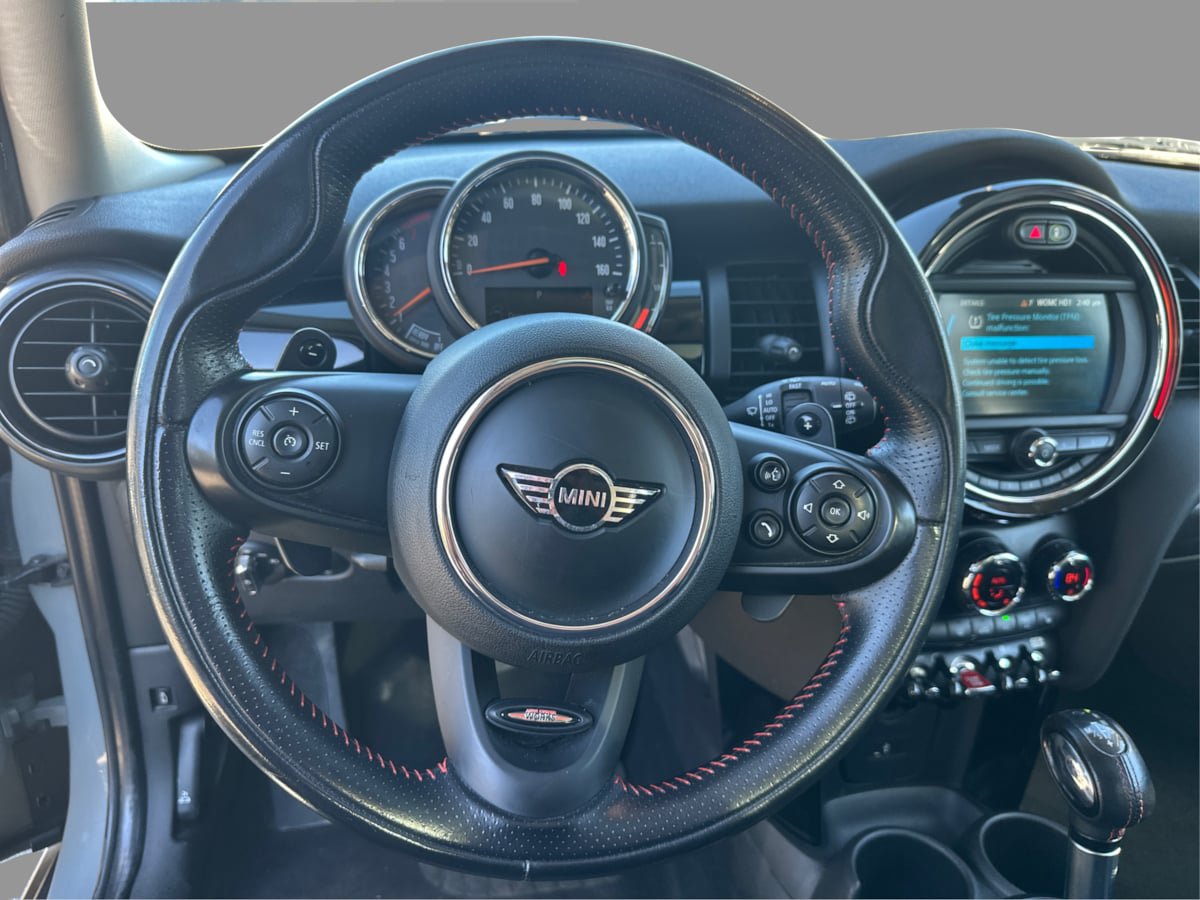 Used 2019 MINI Cooper S FWD image 32