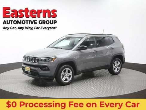 Used 2023 Jeep Compass Latitude w/ Sun and Sound Group AWD/4WD image 58