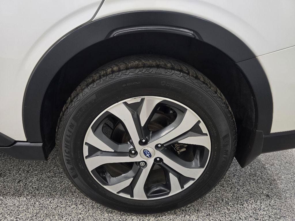 Used 2021 Subaru Outback Limited AWD/4WD image 32