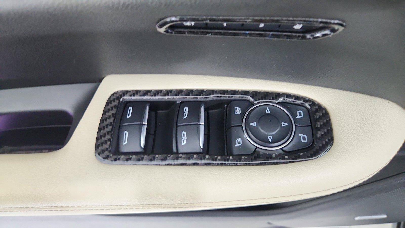Used 2020 Cadillac XT6 Sport AWD/4WD image 17