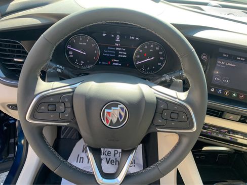 Used 2022 Buick Envision Essence w/ Safety Package image 14