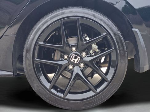 Used 2025 Honda Civic Sport image 31