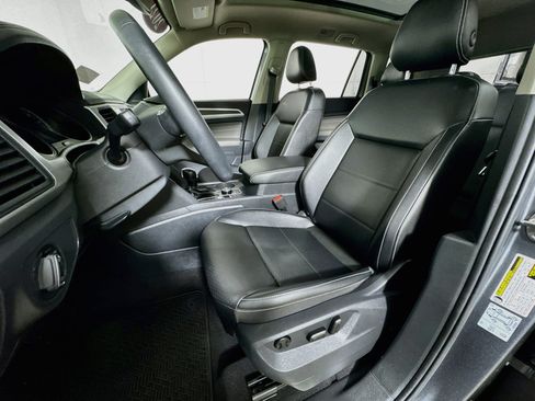 Used 2021 Volkswagen Atlas SE w/ Panoramic Sunroof Package AWD/4WD image 13