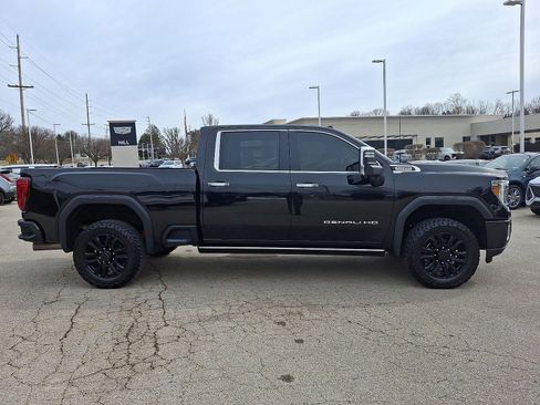 Certified 2022 GMC Sierra 2500 Denali w/ Denali Black Diamond Edition image 26