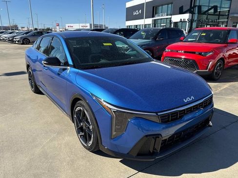 New 2026 Kia K4 GT-Line image 1
