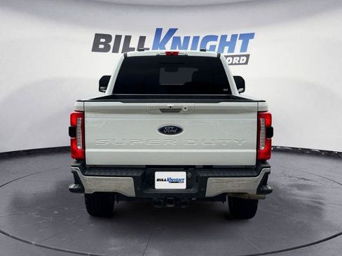Certified 2024 Ford F250 Lariat w/ Lariat Ultimate Package AWD/4WD image 4