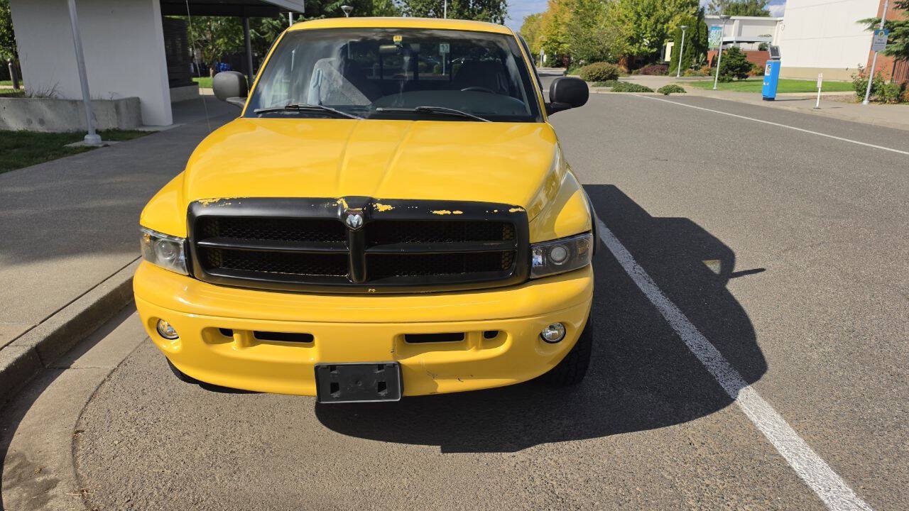 Used 2000 Dodge Ram 1500 Truck 4x4 Quad Cab image 2