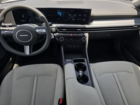 Used 2025 Hyundai Sonata SEL FWD image 14