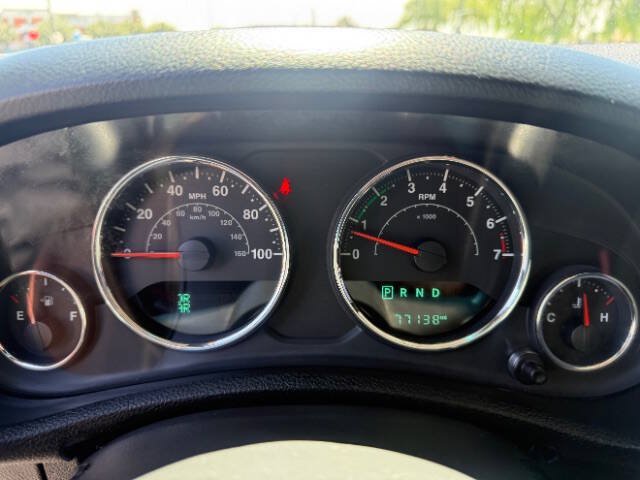 Used 2016 Jeep Wrangler Sport AWD/4WD image 12
