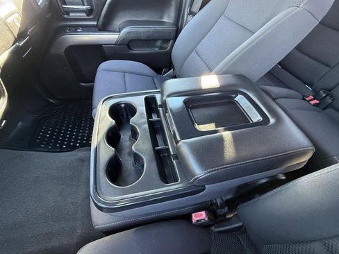 Used 2019 Chevrolet Silverado 1500 LT image 40