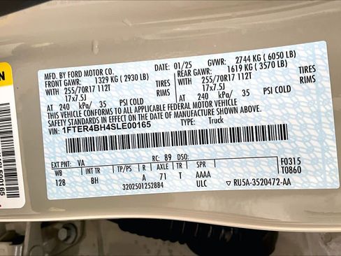 Used 2025 Ford Ranger XL image 33