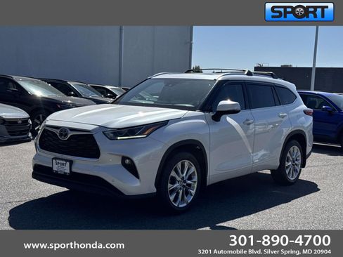 Used 2023 Toyota Highlander Limited AWD/4WD image 1