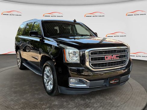 Used 2018 GMC Yukon SLT w/ Open Road Package AWD/4WD image 5