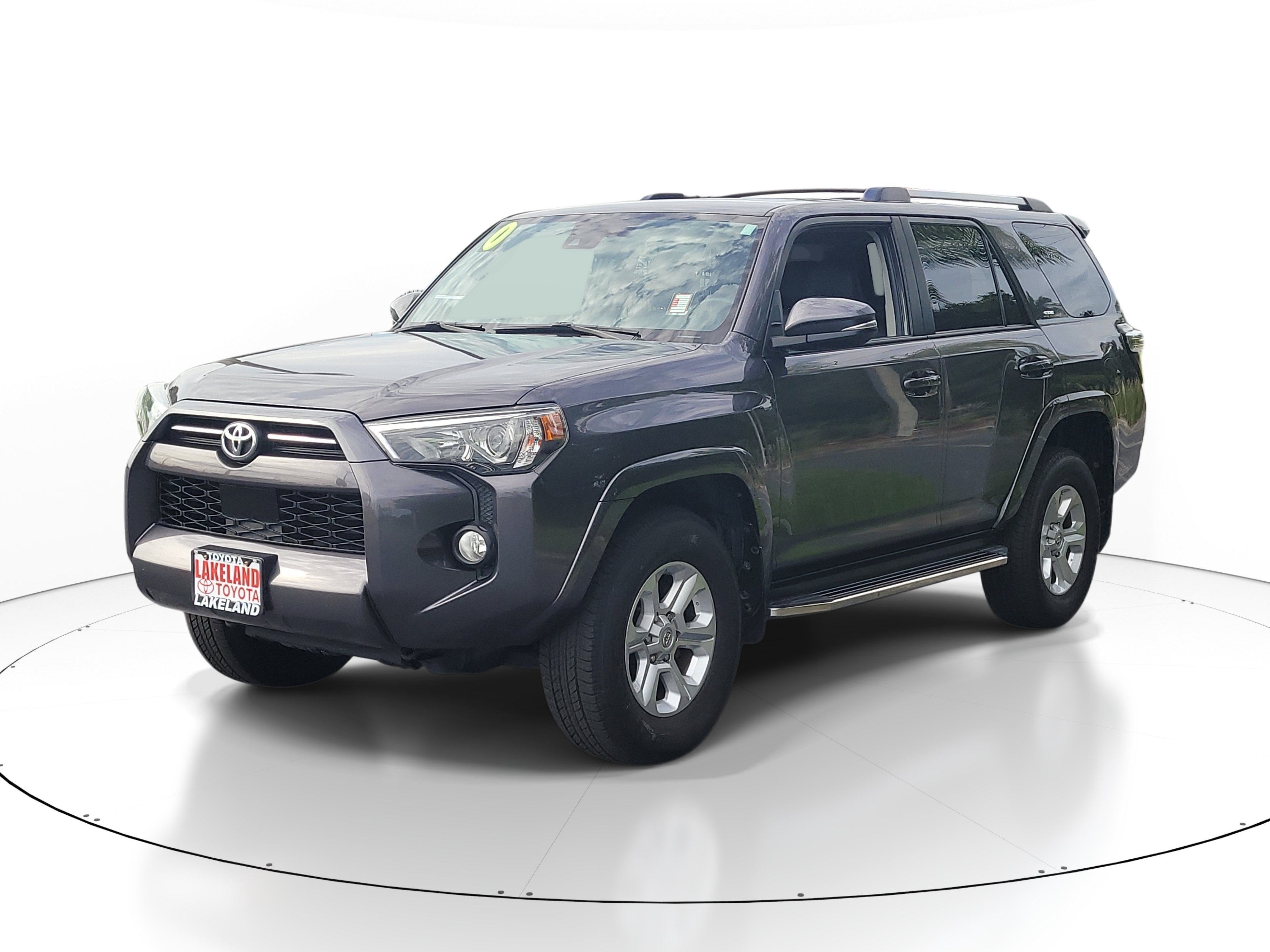 Used 2020 Toyota 4Runner SR5 Premium w/ Moonroof Package AWD/4WD image 3