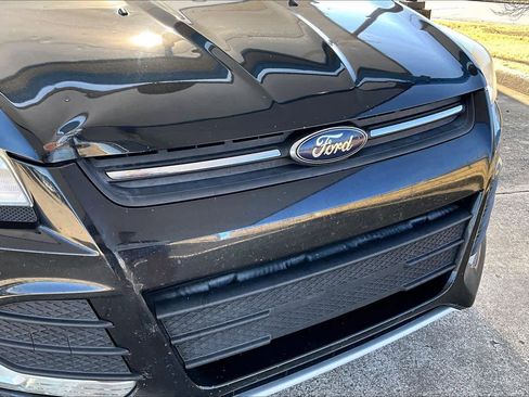 Used 2015 Ford Escape SE w/ Equipment Group 201A image 29