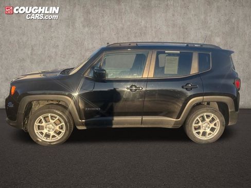 Used 2019 Jeep Renegade Latitude w/ Cold Weather Group image 2