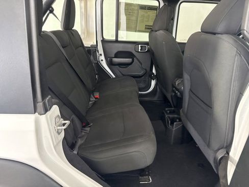 Used 2020 Jeep Wrangler Unlimited Sport S image 24