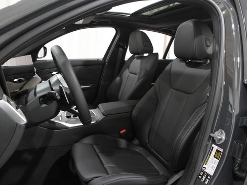 Used 2026 BMW 330i xDrive 330i xDrive w/ M Sport Package image 5