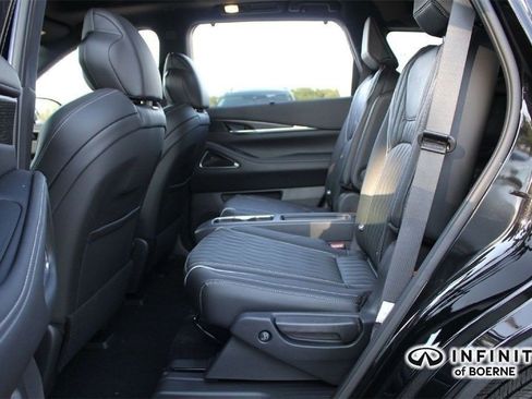 Certified 2026 INFINITI QX60 Autograph w/ Dark Cargo Package image 17