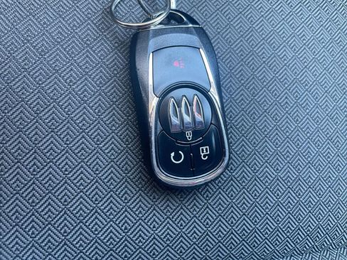 Used 2025 Buick Encore GX Preferred image 18