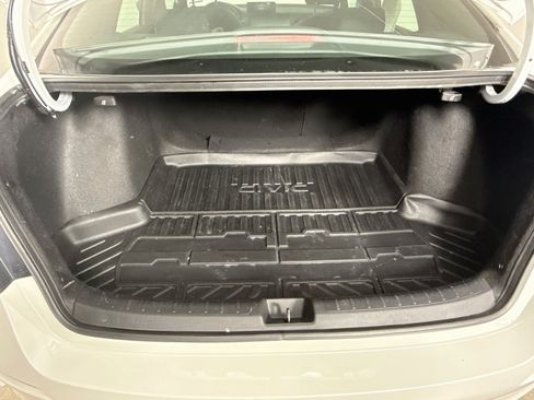Used 2025 Honda Civic Sport image 31