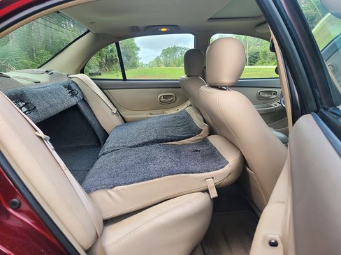 Used 2001 Oldsmobile Intrigue GL w/ Premium Leather Pkg image 21