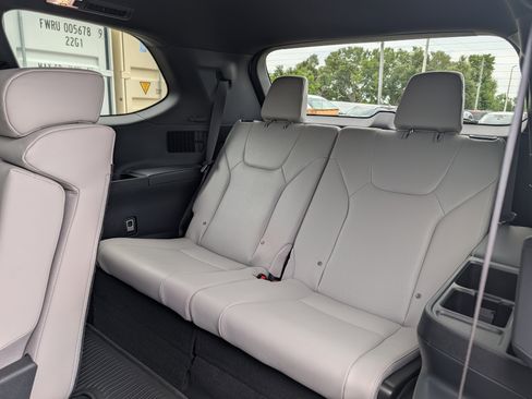 Used 2025 Lexus TX 350 FWD w/ Convenience Package image 16