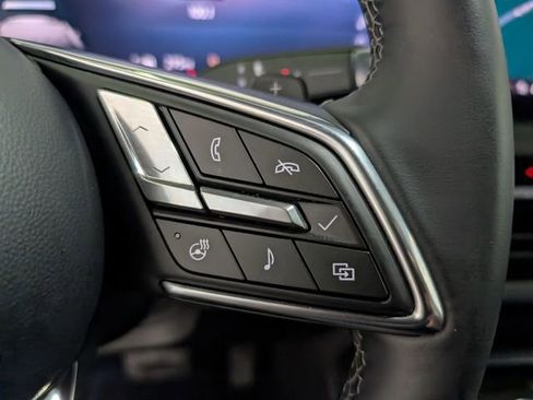 Used 2025 Buick Enclave Sport Touring AWD/4WD image 19