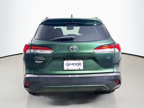 Used 2024 Toyota Corolla Cross LE image 6
