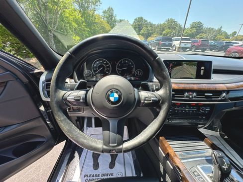 Used 2015 BMW X5 xDrive50i AWD/4WD image 17