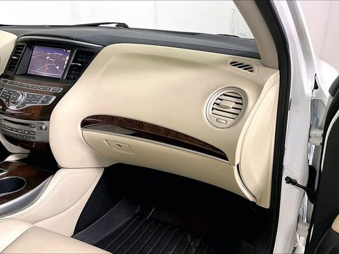 Used 2018 INFINITI QX60 Luxe w/ Deluxe Technology Package image 16