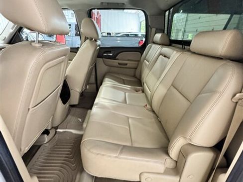 Used 2012 Chevrolet Silverado 1500 LTZ w/ LTZ White Diamond Edition AWD/4WD image 12