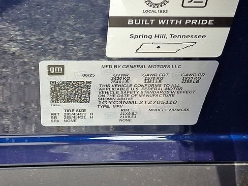 New 2026 Cadillac Vistiq Sport w/ LPO, Floor Liner Package image 15