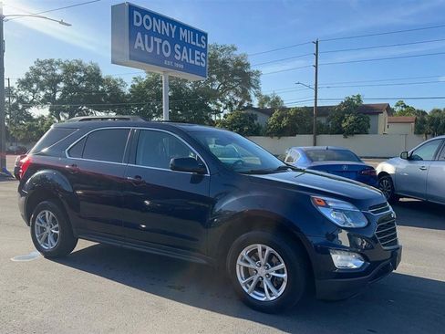 Used 2017 Chevrolet Equinox LT w/ Convenience Package image 6