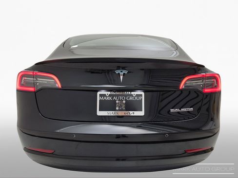 Used 2021 Tesla Model 3 Performance image 6